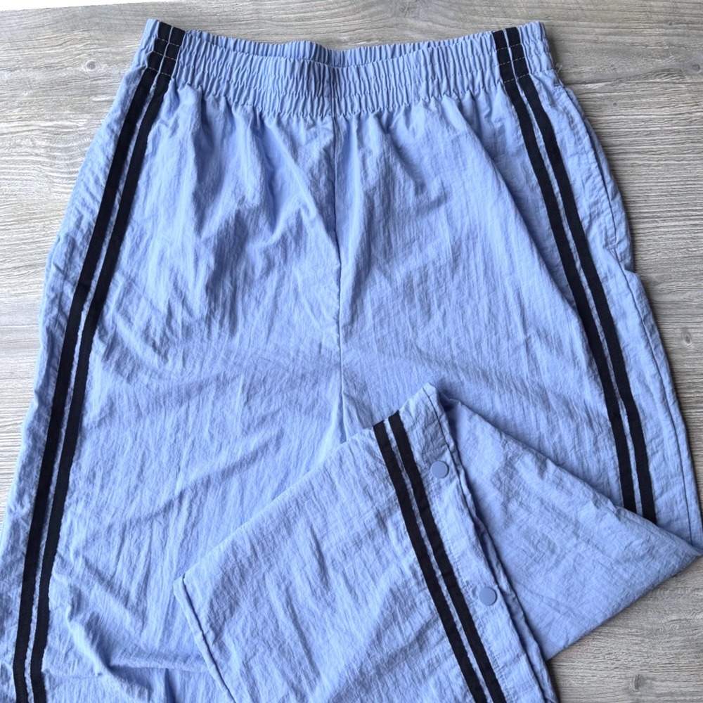 No Boundaries Y2K Preppy Track Jogger Pants Blue Snap Ankle Stripe M 8-10 NB35HQ